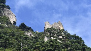 青山蓝天山野风光