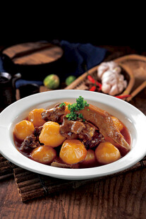土豆烧鸭