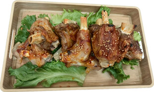 香酥烤羊排美食