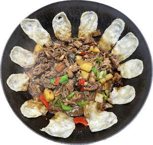 地锅贴饼特色菜