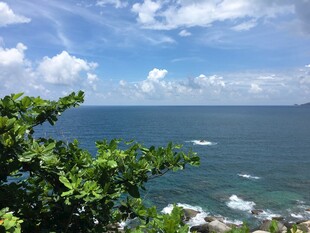 碧海蓝天海岸风光