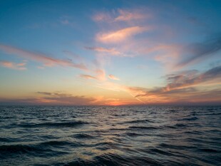 海上日落唯美风光