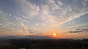 旷野黄昏日落美景