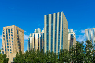 现代城市商务楼宇群