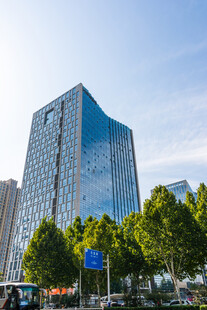 城市高层商务楼宇