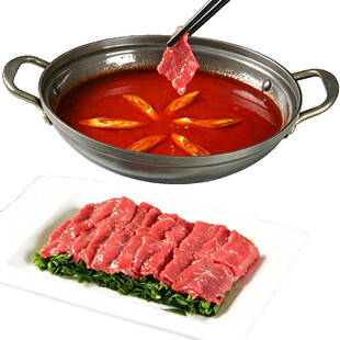 红汤火锅涮鲜牛肉
