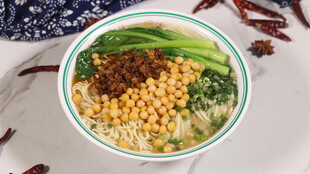 鲜香豌杂面
