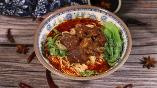 招牌红烧牛肉面