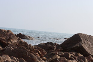 海边礁石海岸风光