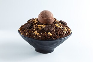 巧克力雪冰甜品