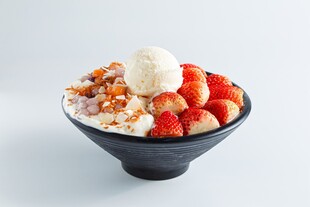 草莓冰淇淋绵绵冰