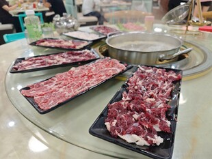 鲜切牛肉火锅食材