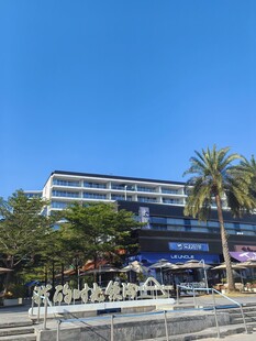 晴日海滨酒店外景