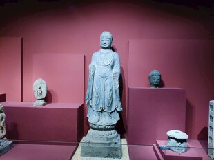 馆藏古代石雕佛像