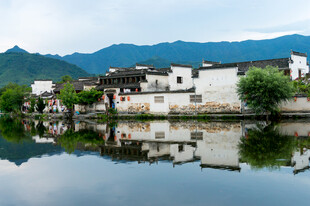 皖南水乡古村风光