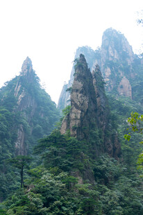 青山奇峰自然风光