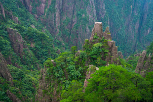 山林奇峰自然景观