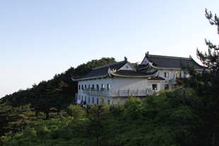 山间中式传统建筑
