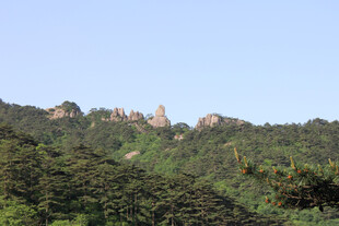 郊野远山自然风光