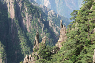 黄山奇峰自然风光