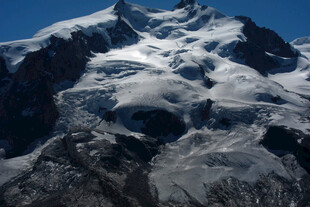 雪山冰川壮丽风光