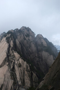 华山险峻山景